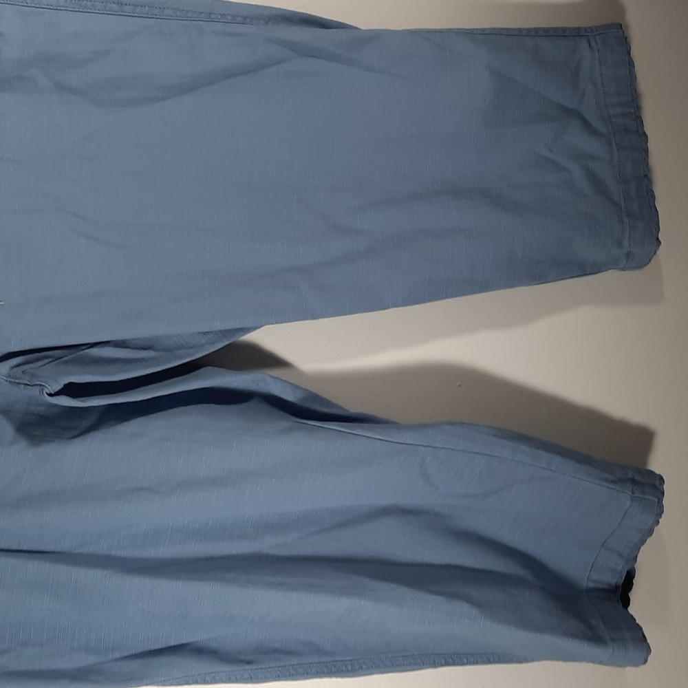 NWT INTRO ❤ LOVE THE FIT blue Tabby Capri pants, Sz 16 - Picture 3 of 13